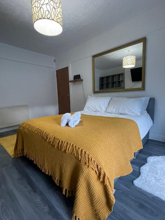 Beautiful Private Rooms In London Central Willesden Green Exterior foto